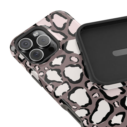 Chic Leopard Print Phone Case – MagSafe Compatible for iPhone & Samsung Galaxy