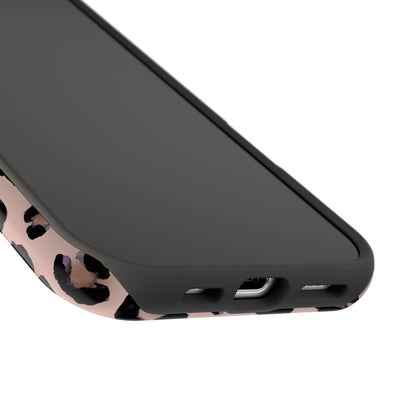 Chic Leopard Print Phone Case – MagSafe Compatible for iPhone & Samsung Galaxy